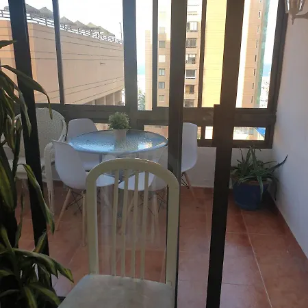 아파트 Beach Suites Paseo Maritimo