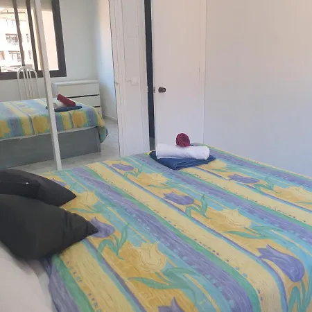아파트 Beach Suites Paseo Maritimo